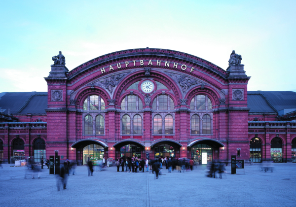 DER BREMER HAUPTBAHNHOF