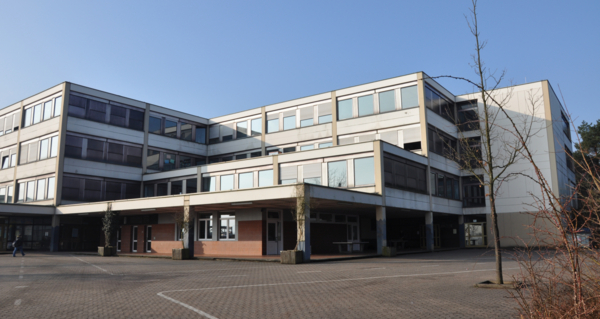 HAUPTSCHULE SUNDERN