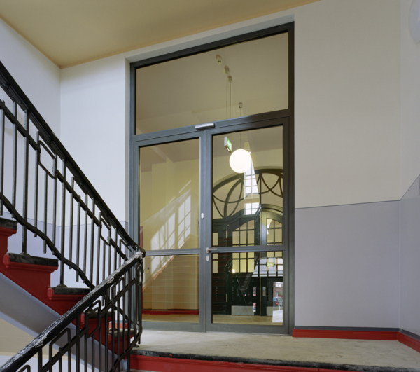 SCHULGEBÄUDE BERLIN KÖPENICK